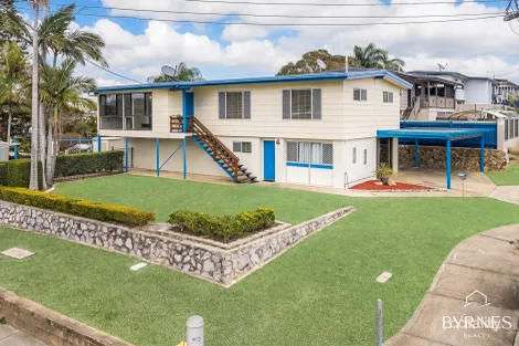 Property photo of 2 Pandanus Avenue Kin Kora QLD 4680