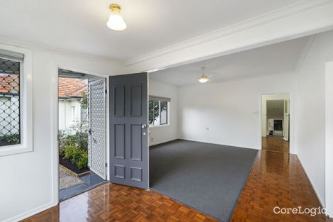 Property photo of 18 Rhyde Street Mount Lofty QLD 4350