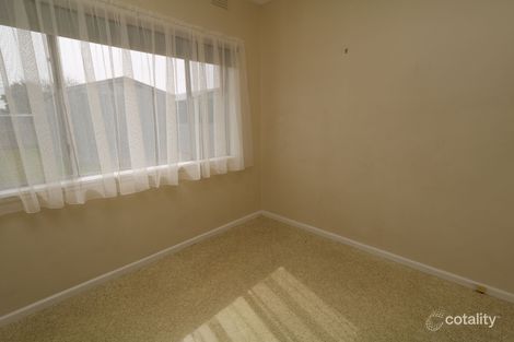 Property photo of 3 Walteela Avenue Mount Austin NSW 2650