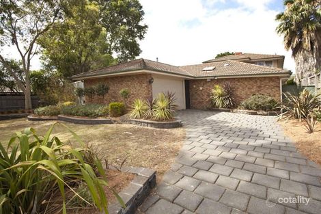 4 Summerhill Ave, Wheelers Hill, VIC 3150