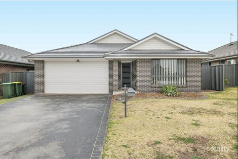 Property photo of 8 Knight Street Elderslie NSW 2570