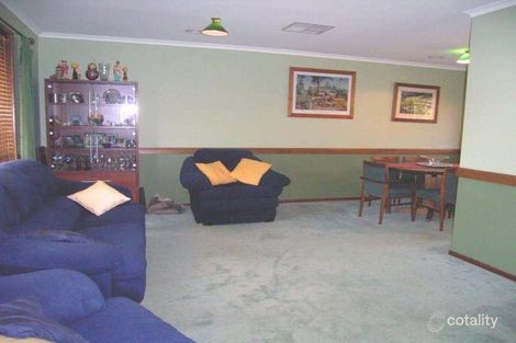 Property photo of 5 Miles Place Jerrabomberra NSW 2619