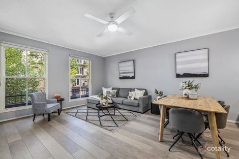 1/2 Moore St, Southbank, VIC 3006