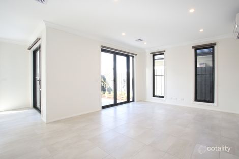 Property photo of 121 Billy Buttons Drive Narre Warren VIC 3805