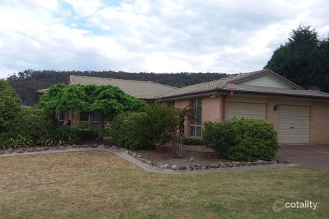 Property photo of 20 Girraween Drive Marrangaroo NSW 2790