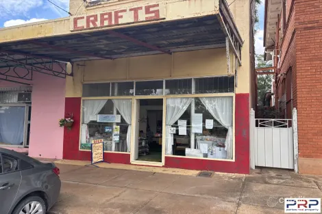 Property photo of 105 Caswell Street Peak Hill NSW 2869