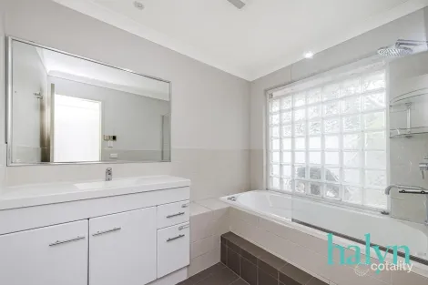 Property photo of 1 Gedling Close Parkwood WA 6147