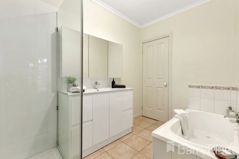Property photo of 1/44 McComas Street Reservoir VIC 3073