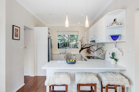 Property photo of 4 Cambridge Road Bentleigh East VIC 3165