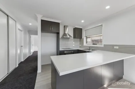 Property photo of 4 Greenway Court Devonport TAS 7310