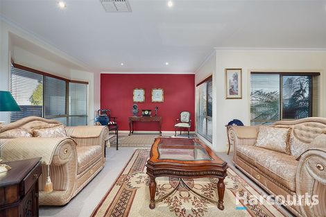 Property photo of 24 Wattleview Rise Scoresby VIC 3179