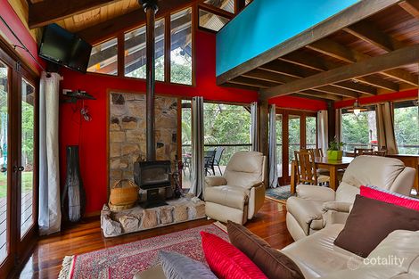 Property photo of 70 Wilkes Road Hampton QLD 4352