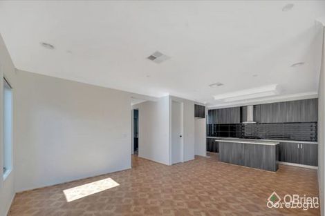 Property photo of 30 Viola Drive Rockbank VIC 3335