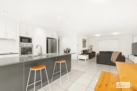 Property photo of 2/34 Brokenwood Street Emerald QLD 4720