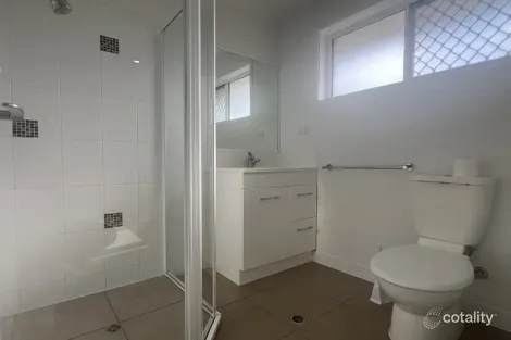 Property photo of 48 Desmond Drive Toogoom QLD 4655