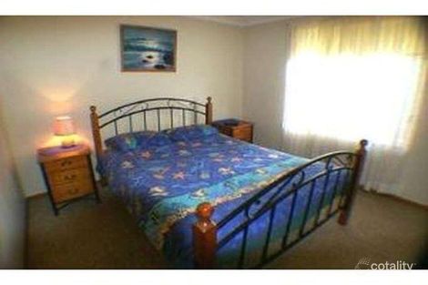 Property photo of 17 Kingfisher Avenue Hawks Nest NSW 2324