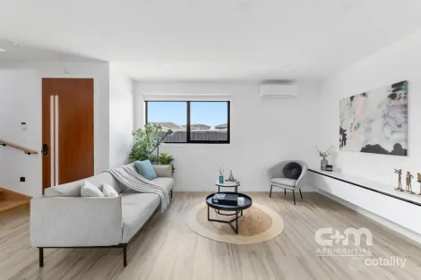 Property photo of 2/19 Anselm Grove Glenroy VIC 3046