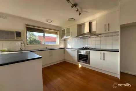 Property photo of 5 McMahen Street Keysborough VIC 3173