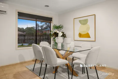 Property photo of 59 Sallybrook Circuit Narre Warren VIC 3805