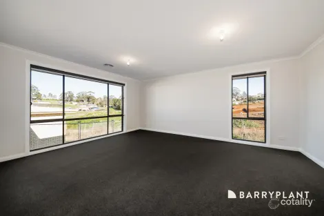 Property photo of 9 Appleporch Way Drouin VIC 3818