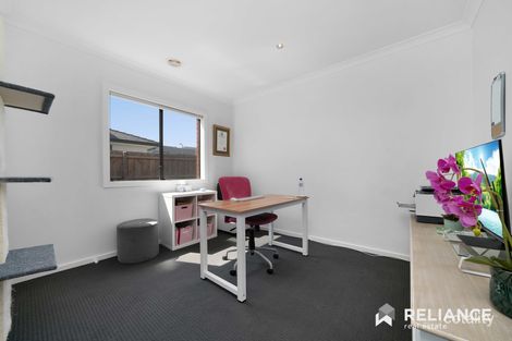 Property photo of 34 Maiden Crescent Point Cook VIC 3030
