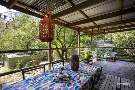 15 Edmunds Rd, Cockatoo, VIC 3781