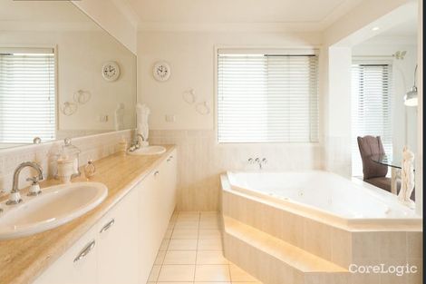 Property photo of 22 Kentwell Place Wishart QLD 4122