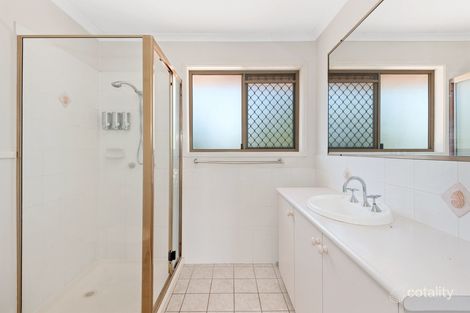 Property photo of 3 Briggs Court Carindale QLD 4152