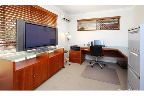 Property photo of 6 Whepstead Avenue Wellington Point QLD 4160