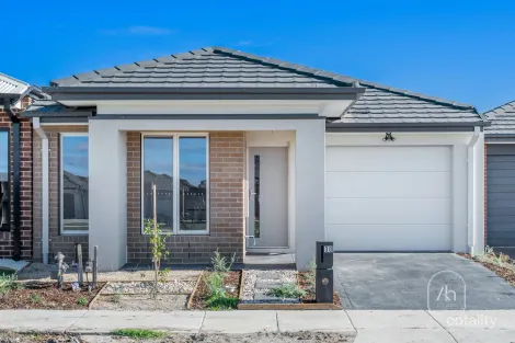 Property photo of 30 Tolkien Drive Mambourin VIC 3024
