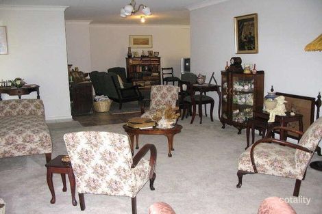 Property photo of 9 Hochtief Court Edens Landing QLD 4207