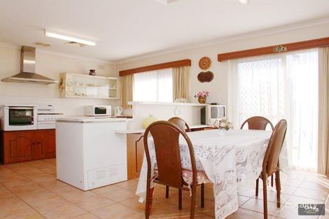 Property photo of 13 Sussex Crescent Morphett Vale SA 5162