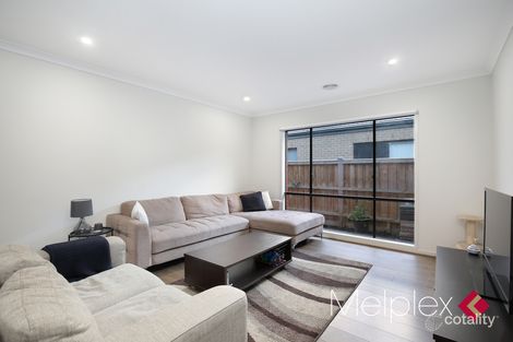 Property photo of 16 Yarkon Way Point Cook VIC 3030