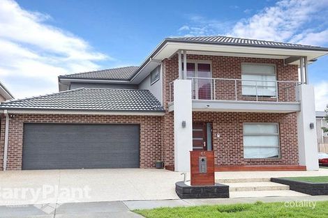 Property photo of 61 Elmswood Boulevard Keysborough VIC 3173