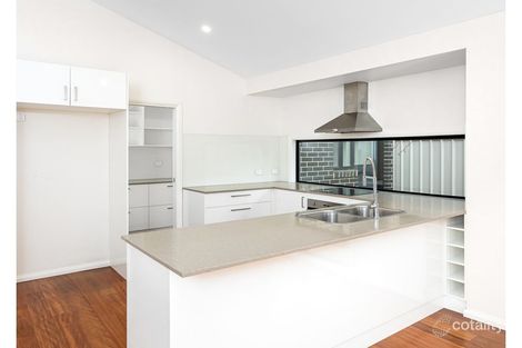 Property photo of 30 Yenda Avenue Gobbagombalin NSW 2650
