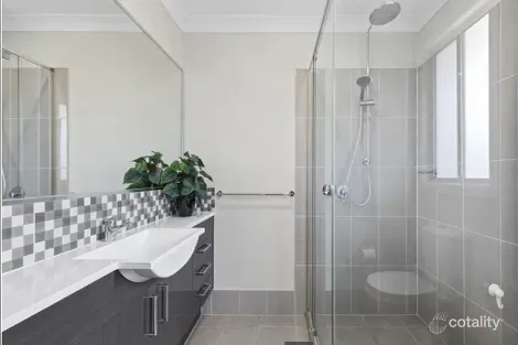 Property photo of 10 Guild Avenue Leppington NSW 2179