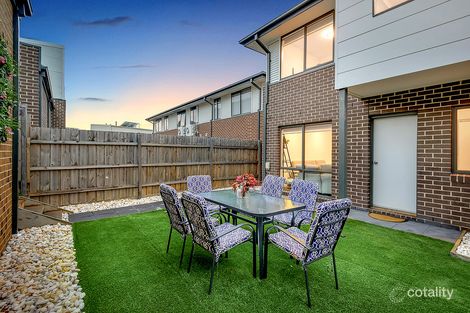 Property photo of 11 Erinbank Crescent Westmeadows VIC 3049