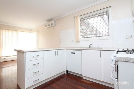 Property photo of 27 Central Terrace Beckenham WA 6107