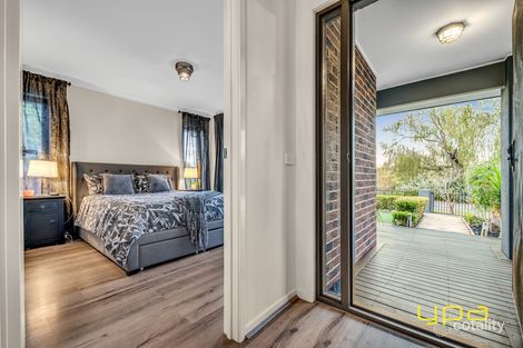 Property photo of 2 St Cloud Place Pakenham VIC 3810