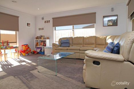 Property photo of 6 Rhone Grove Skye VIC 3977