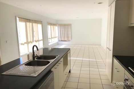 Property photo of 14 Lovegrove Avenue Sunshine West VIC 3020