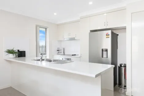 Property photo of 71 Cocoanut Point Drive Zilzie QLD 4710