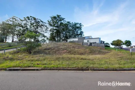 14 Binns St, Raymond Terrace, NSW 2324