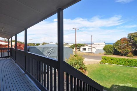 Property photo of 8 Elizabeth Crescent Middleton SA 5213