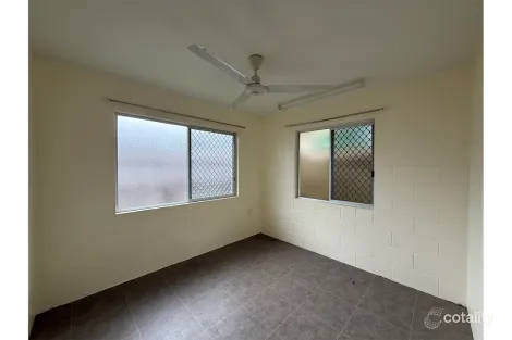 Property photo of 2/42 Fallon Street Manunda QLD 4870