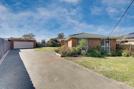 Property photo of 10 Bowes Place Craigieburn VIC 3064