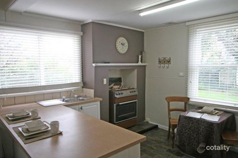 Property photo of 2 Mackey Street Longwarry VIC 3816