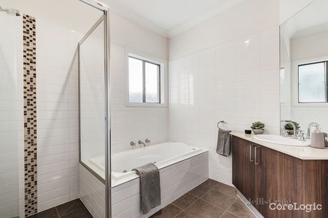Property photo of 2/2 Gilmour Road Bentleigh VIC 3204