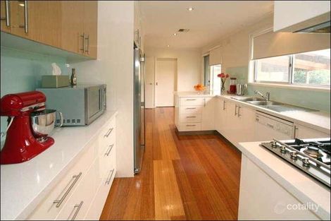 Property photo of 18 Aintree Avenue Mulgrave VIC 3170