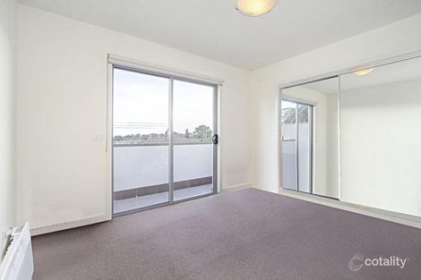 Property photo of 10/45 Rosstown Road Carnegie VIC 3163